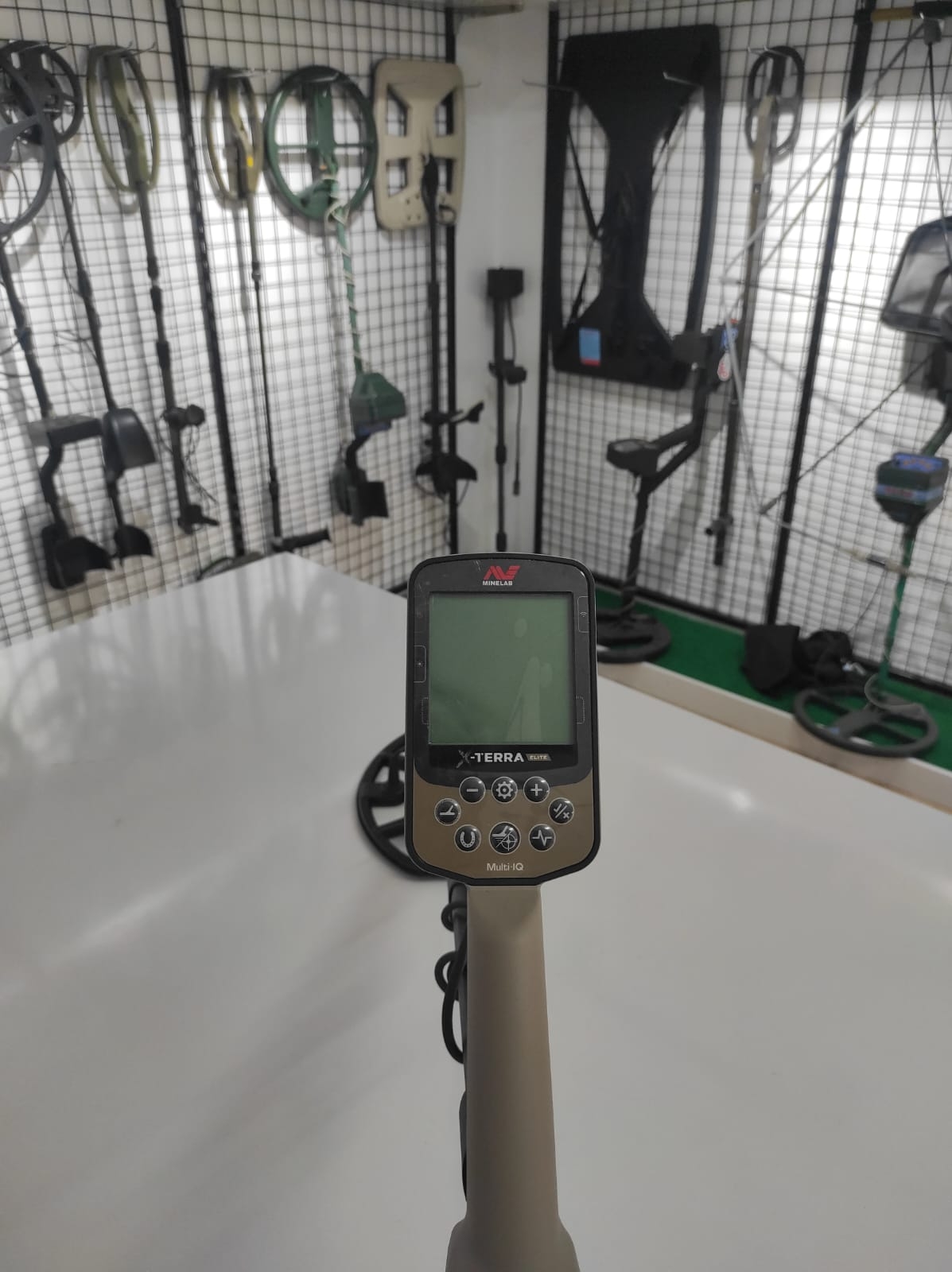 MINELAB%20X-TERRA%20ELITE