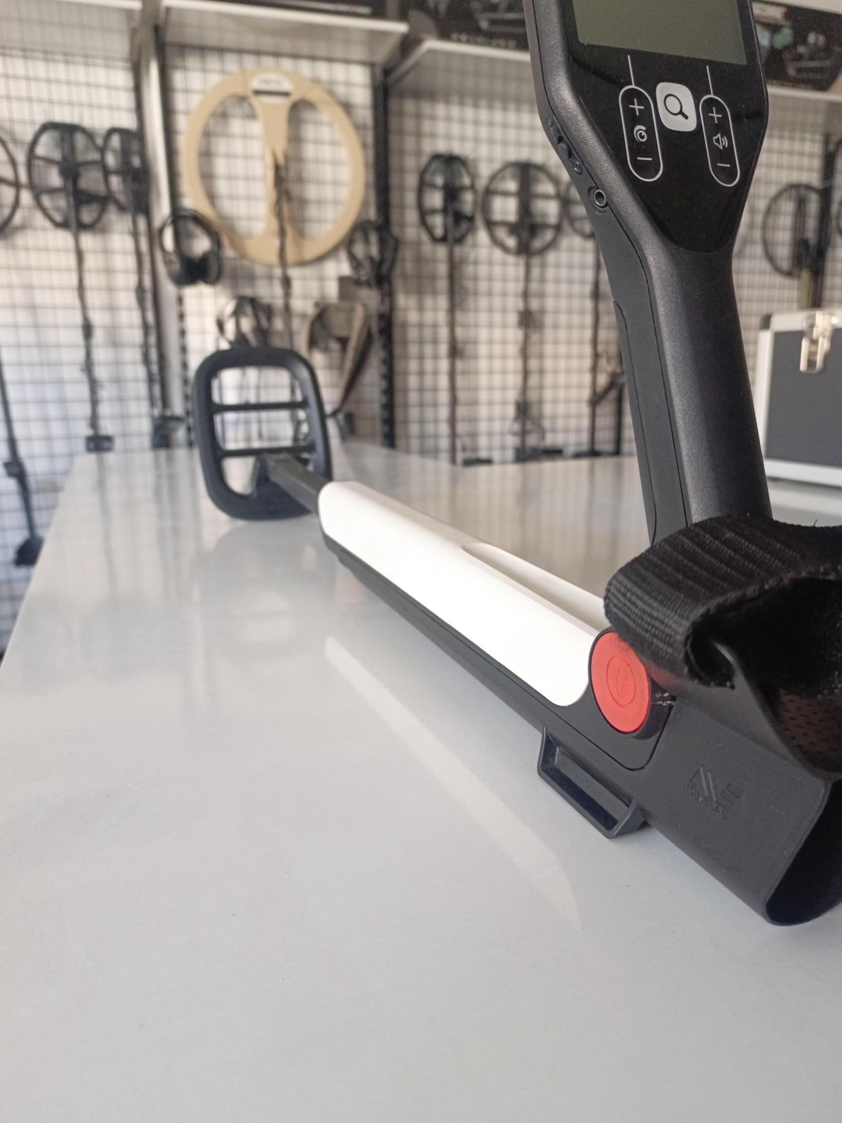 MINELAB%20GO%20FIND%2011