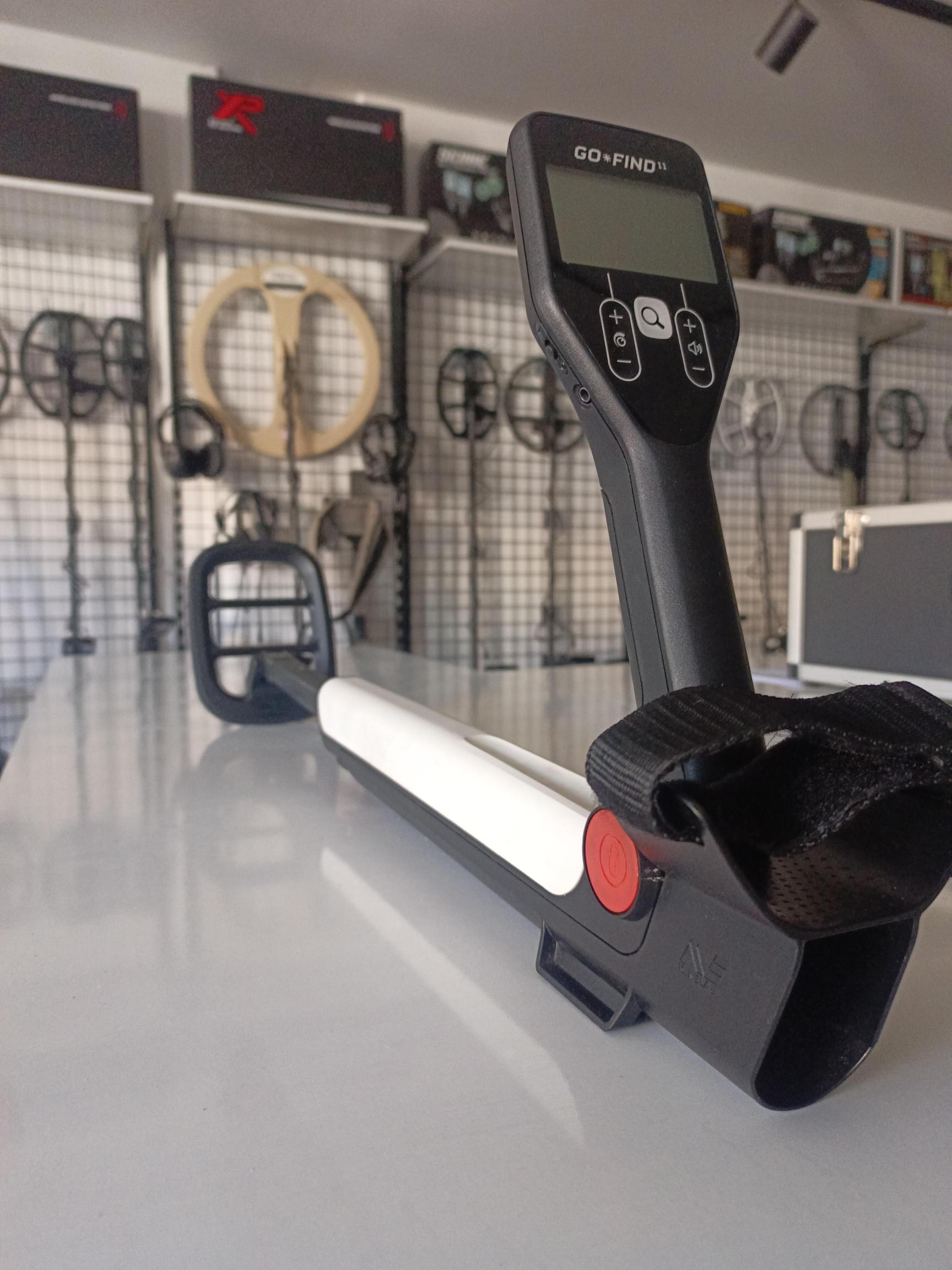 MINELAB%20GO%20FIND%2011